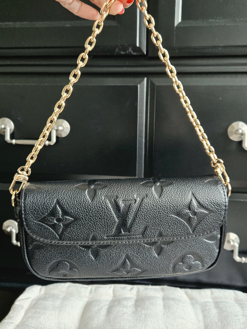 Louis Vuitton Ivy Wallet On Chain - Picture 2 of 13